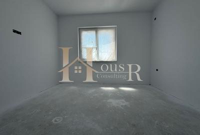 Panouri fotovoltaice.Dormitor matrimonial cu baie si dressing.Teren generos - 16