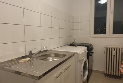 Apartament cu 2 camere decomandat în Drumul Taberei