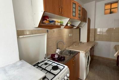Apartament cu 3 camere decomandat în Central - 3