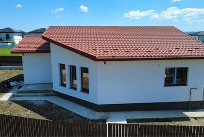 Casă cu 3 camere în Valea Ursului - 2