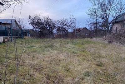 Teren de 1860 mp, în Nisipoasa - 1