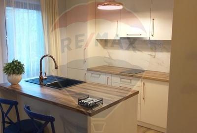Apartament cu 2 camere semidecomandat, mobilat în Gheorgheni