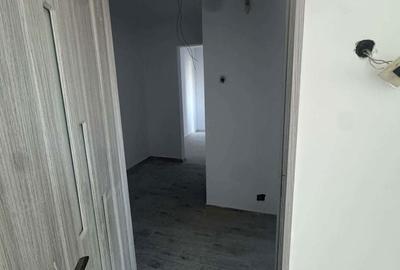 Apartament cu 3 camere decomandat în Micro 14 - 7