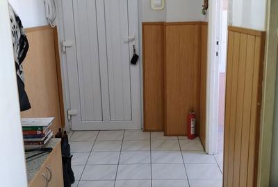 Apartament cu 3 camere semidecomandat în Circumvalațiunii - 11