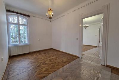 Apartament cu 4 camere decomandat în Centrul Istoric - 17