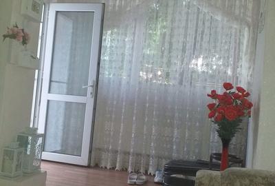 Casă cu 4 camere în Sârbi