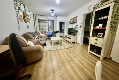 Apartament cu 2 camere semidecomandat, mobilat în Plopilor