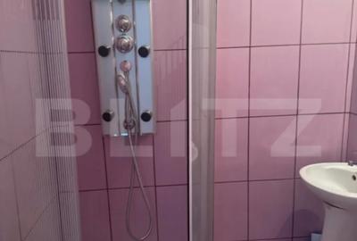 Apartament cu 3 camere decomandat, mobilat în Micro 16 - 1