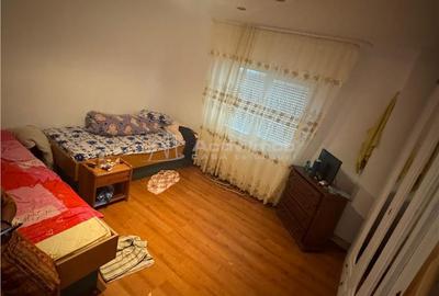 Apartament cu 3 camere decomandat în Bocșa - 7