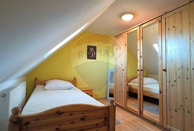 Apartament cu 3 camere semidecomandat în Central - 9