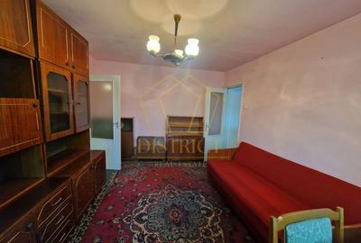 Apartament cu 2 camere semidecomandat, mobilat în Complex Studențesc - 3