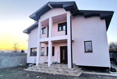 Casă cu 4 camere în Olteni - 11