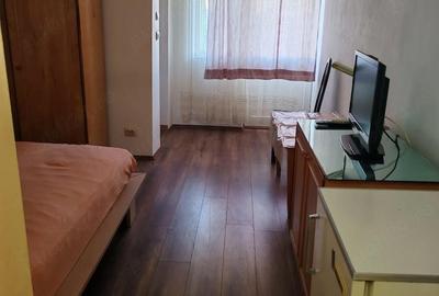 Garsonieră decomandată în Soarelui - 2