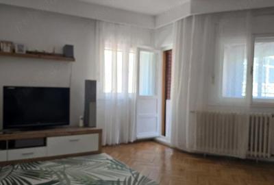 Apartament cu 3 camere semidecomandat în Take Ionescu - 18