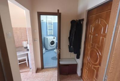 Garsonieră decomandată în Central - 1