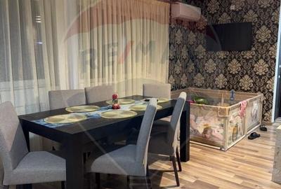 Apartament cu 4 camere de vanzare in zona Ultra Centrala - 2