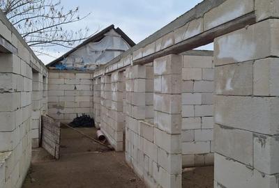 Casa netermina de vanzare - 2