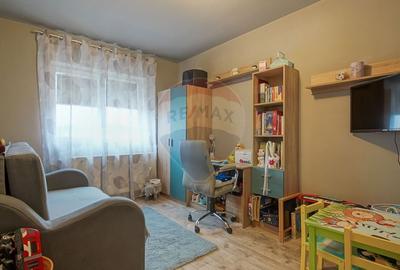 Apartament cu 3 camere de vanzare, Florilor Rasnov, Comision 0% - 12