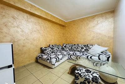 Apartament cu 3 camere decomandat în Central - 2