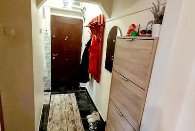 Apartament cu 2 camere nedecomandat în Micro 14