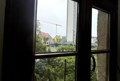 Apartament cu 2 camere semidecomandat, mobilat în Take Ionescu - 30