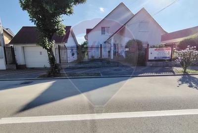 Casă / Vilă cu 8 camere de vânzare în zona Central - 34