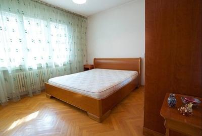 Apartament 2 camere spatios-decomandat-terasa-boxa- zona Favorit - 3