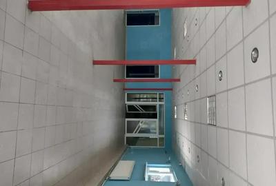 Spațiu comercial, de 540 mp, în Central - 12