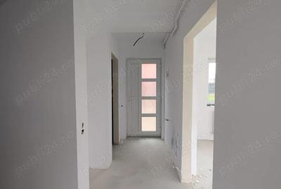 Casă cu 3 camere cu Teren 118 Mp în Florești - 2