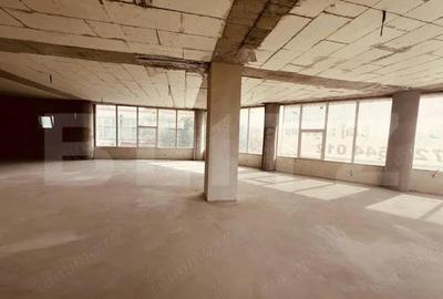 Spatiu comercial, 200 mp, open space - 2