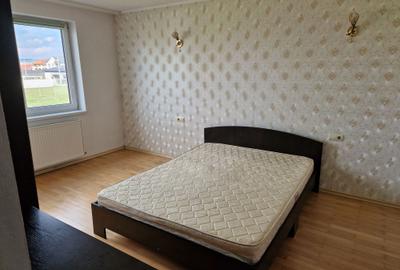 Apartament cu 2 camere decomandat în Petrești - 2