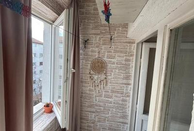 Vând Garsonieră în zona Burdujeni - 3