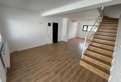 Casă cu 4 camere cu Teren 200 Mp în Tunari - 5