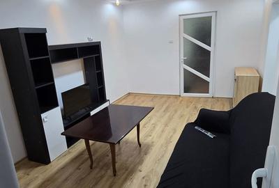 Apartament cu 2 camere semidecomandat în Central - 1