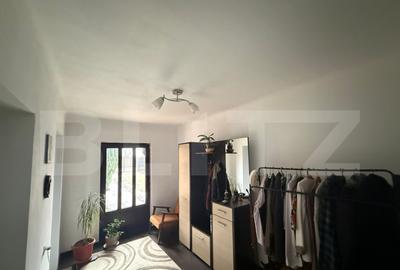 Casă cu 4 camere cu Teren 1237 Mp în Central - 2