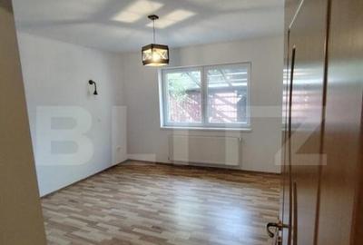 Casa deosebita cu 3 camere si spatiu comercial in Sangeorgiu - 5