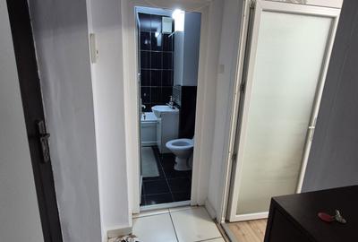 Garsonieră decomandată în Micro 11 - 5