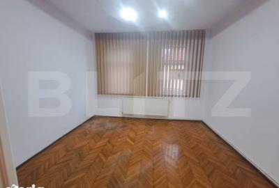 Casă cu 3 camere cu Teren 100 Mp în Bartolomeu