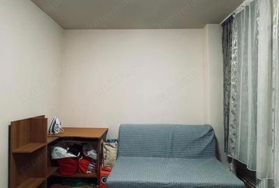 Apartament cu 3 camere decomandat în Dacia