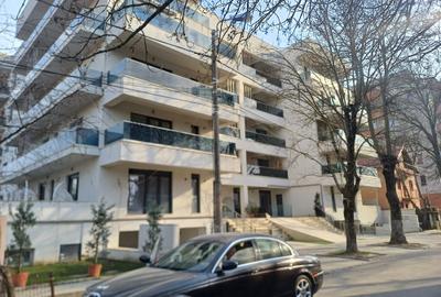 Apartament cu 2 camere decomandat, mobilat în Băneasa - 3