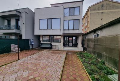 Vila cu 5 Camere de Închiriat – Zona Km 4-5 - 9