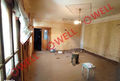 Casă cu 3 camere cu Teren 2407 Mp în Peteni - 5