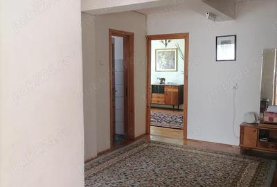 Casă cu 6 camere în Central - 14