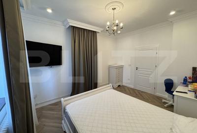 Casă cu 10 camere cu Teren 1143 Mp în Malu Mare - 11