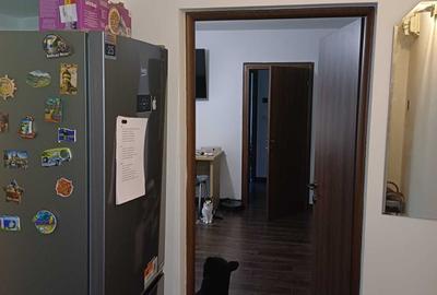 Apartament cu 2 camere semidecomandat în Rovine - 1