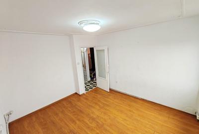 Apartament cu 2 camere decomandat în Casa de Cultură - 6