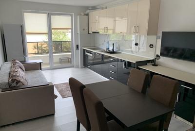 Inchiriez apartament 2 camere zona garii