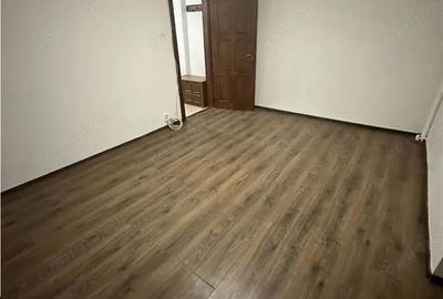 Decomandat cu centrala si balcon langa Piata Verde - 3