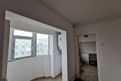 Garsonieră decomandată în Micro 1 - 6