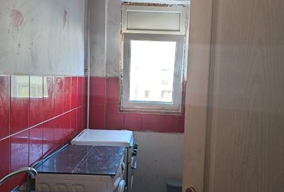 Apartament cu 2 camere decomandat în Berceni - 2